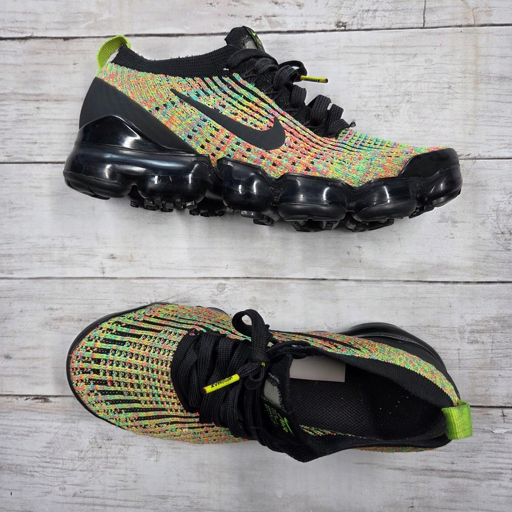 Nike Air VaporMax 3.0 Flyknit Multi-Color Black Volt Women Size 7 AJ6910-004